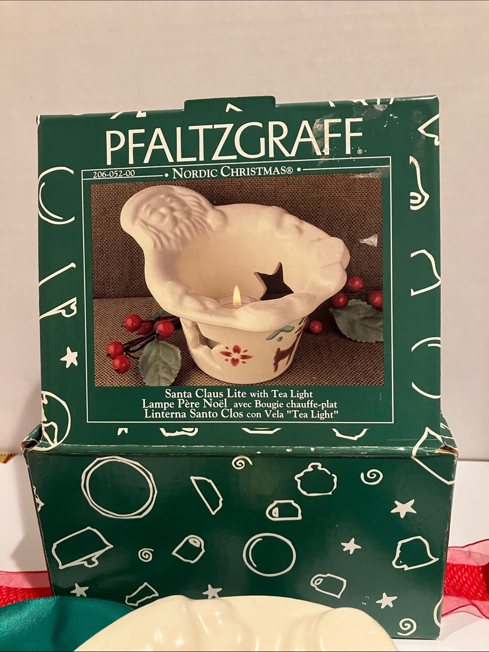 Pfaltzgraff Nordic Christmas Santa Tea Light Holder in Cream